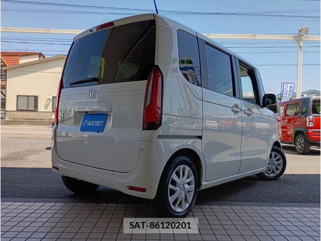 Honda N BOX 2024-02 8208963-2