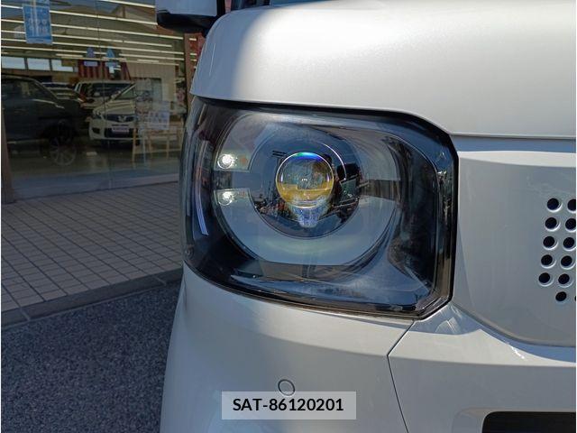 Honda N BOX 2024-02 8208963-4