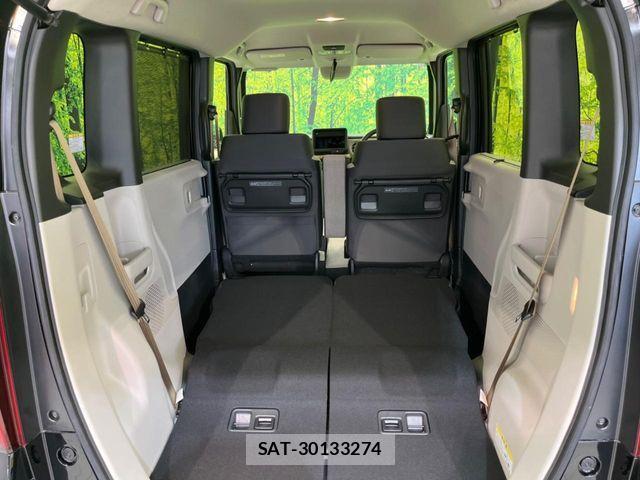 Honda N BOX 2026-03 8208921-9