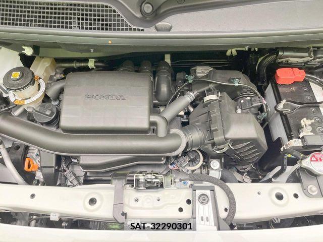 Honda N BOX 2026-06 8230972-17