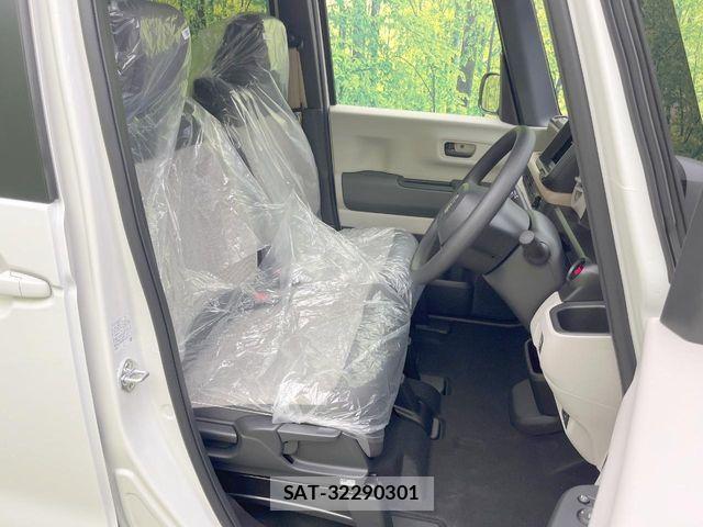 Honda N BOX 2026-06 8230972-7