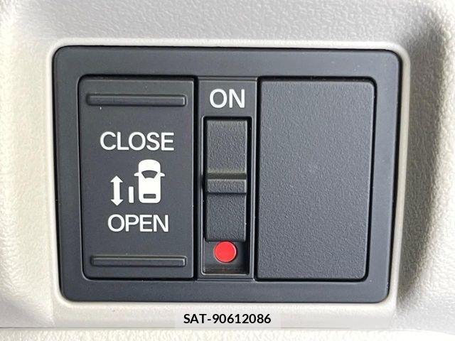 Honda N BOX 2024-09 8230974-3