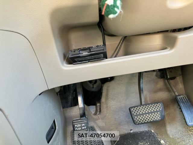 Honda N BOX 2012-01 8230990-24