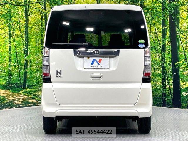 Honda N BOX 2015-04 8230983-14