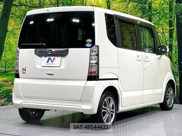 Honda N BOX 2015-04 8230983-16