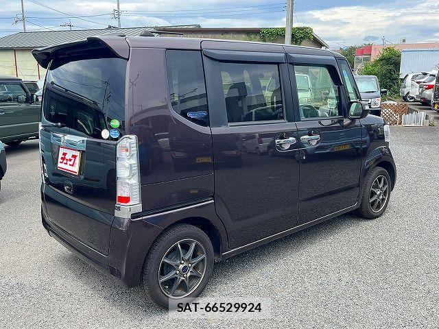 Honda N BOX 2017-03 8230979-2