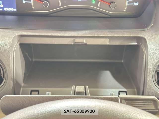 Honda N BOX 2018-03 8230980-25