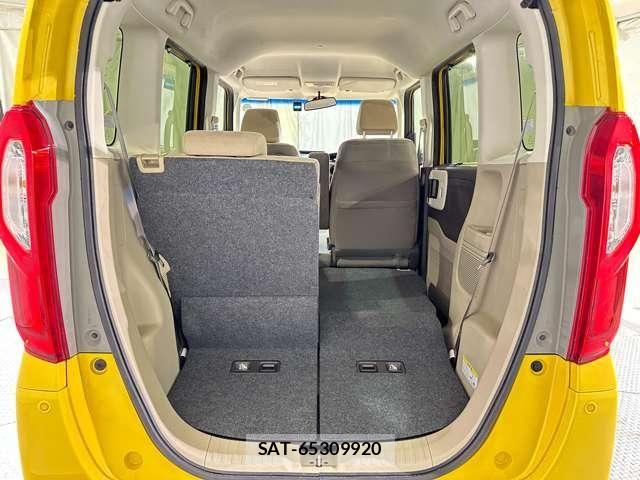 Honda N BOX 2018-03 8230980-29