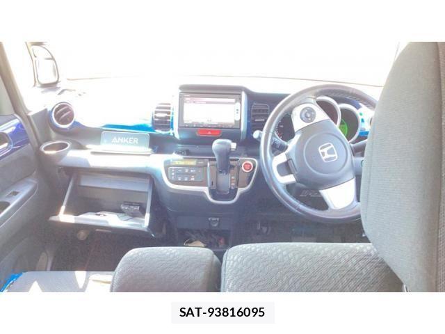 Honda N BOX 2014-03 8230986-6