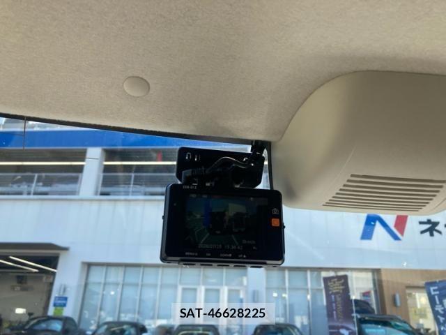 Honda N BOX 2020-10 8230982-23