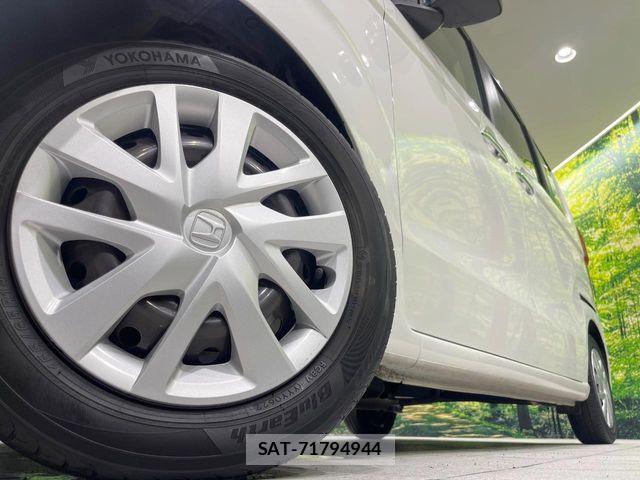 Honda N BOX 2022-02 8230973-12