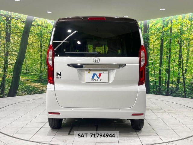 Honda N BOX 2022-02 8230973-14