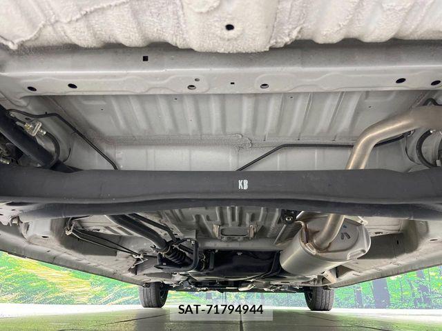 Honda N BOX 2022-02 8230973-18