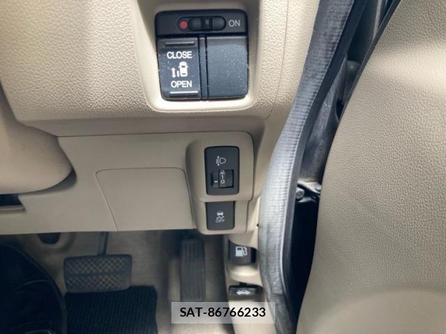 Honda N BOX 2012-02 8230992-9