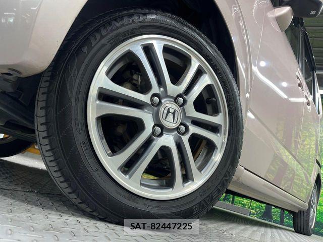 Honda N BOX 2013-12 8230984-12
