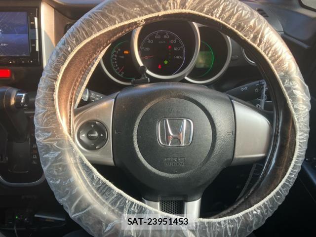 Honda N BOX 2015-09 8230987-10