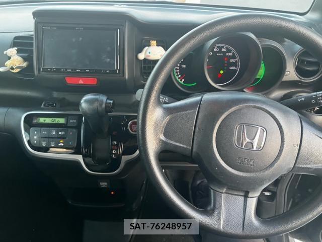 Honda N BOX 2017-02 8230985-12