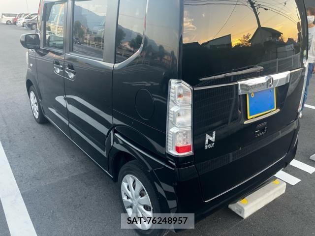 Honda N BOX 2017-02 8230985-5
