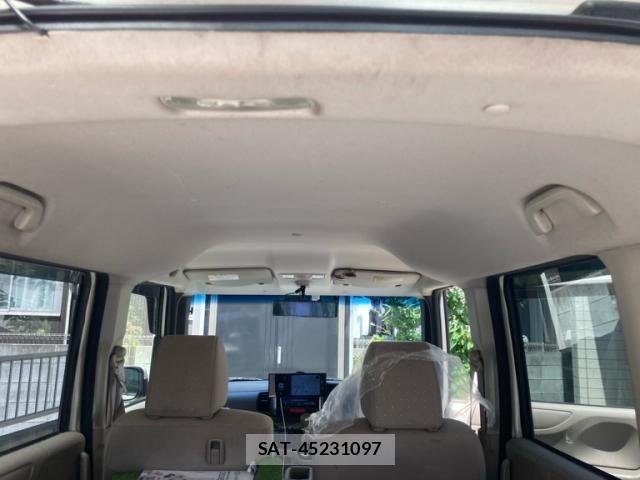 Honda N BOX 2012-10 8246072-12