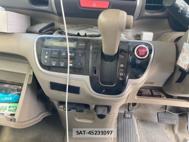 Honda N BOX 2012-10 8246072-21