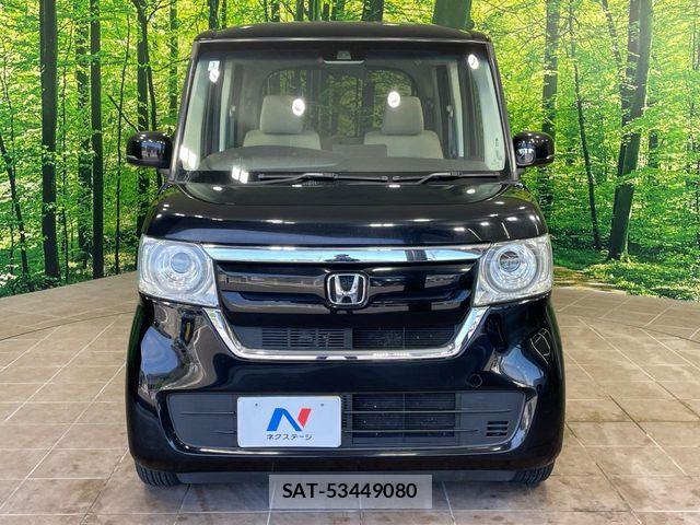 Honda N BOX 2018-03 8246058-13