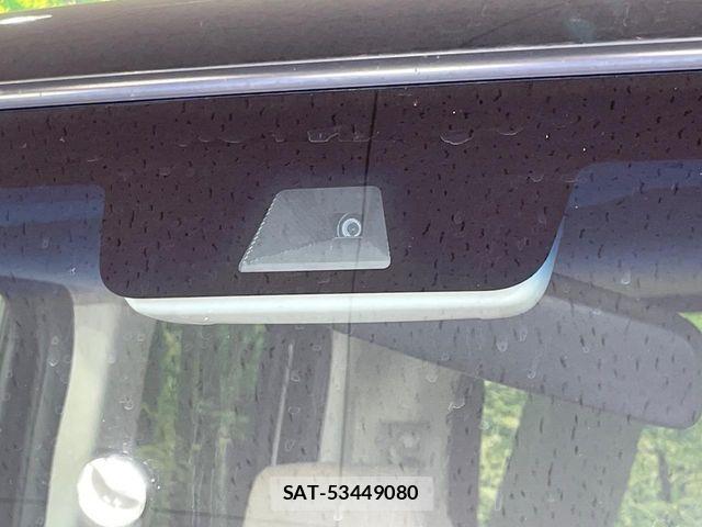 Honda N BOX 2018-03 8246058-4