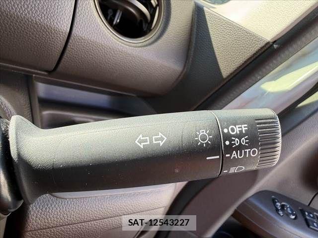Honda N BOX 2021-06 8246054-23