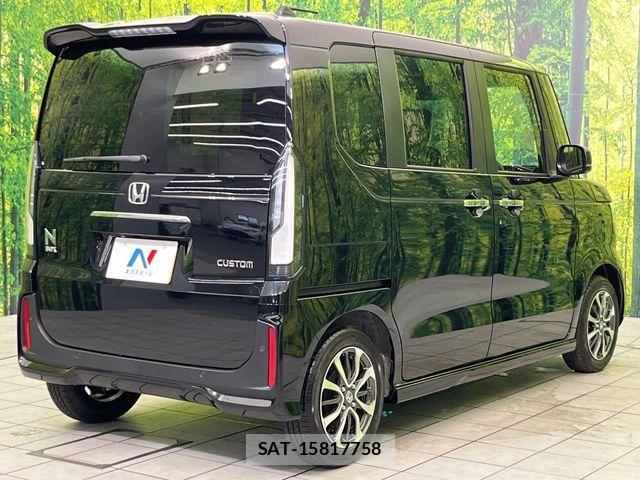 Honda N BOX 2026-06 8246024-16