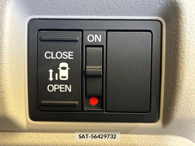 Honda N BOX 2025-07 8246031-6