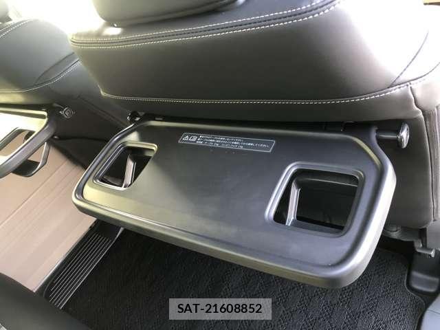 Honda N BOX 2025-07 8246029-15