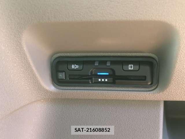 Honda N BOX 2025-07 8246029-22