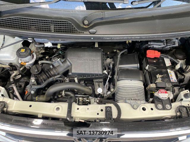 Honda N BOX 2023-09 8246025-17