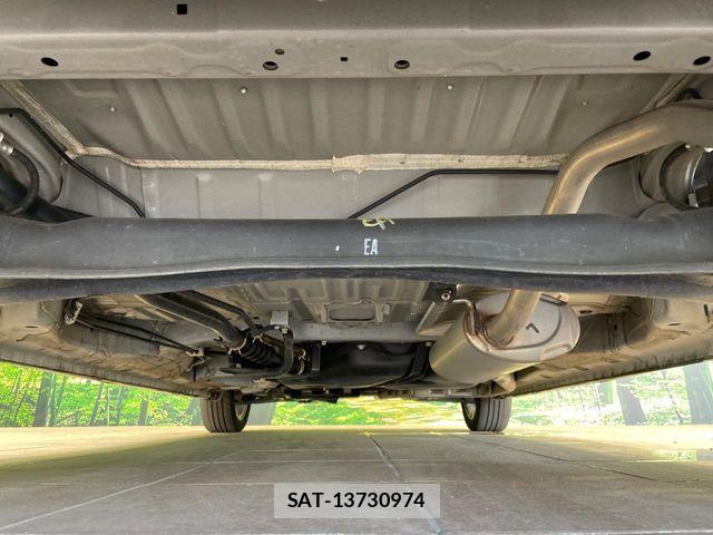Honda N BOX 2023-09 8246025-18
