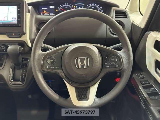 Honda N BOX 2021-03 8246047-9