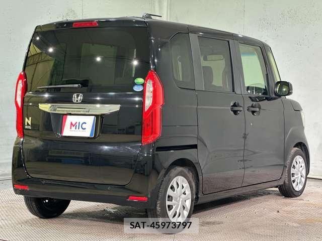 Honda N BOX 2021-03 8246047-4