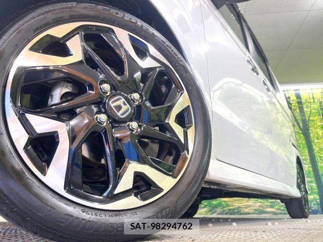 Honda N BOX 2019-07 8246036-12