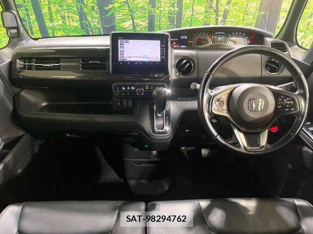 Honda N BOX 2019-07 8246036-1