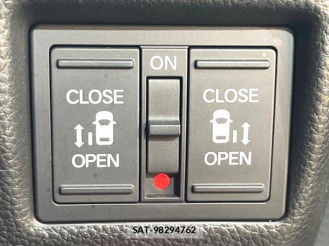 Honda N BOX 2019-07 8246036-4