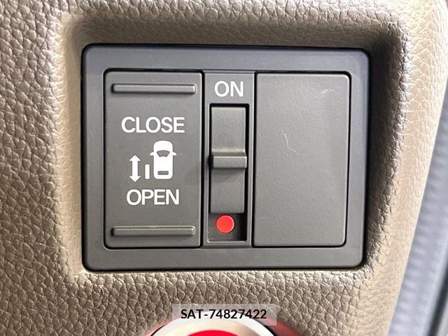 Honda N BOX 2021-03 8246045-5