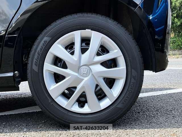 Honda N BOX 2025-05 8246030-3