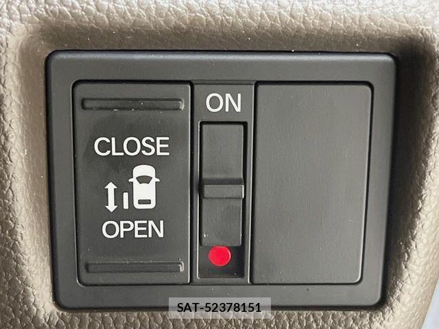 Honda N BOX 2023-07 8246057-6