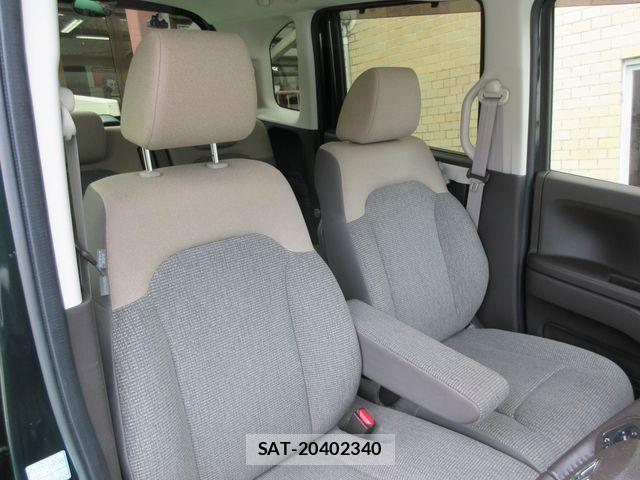 Honda N BOX 2021-12 8246044-13