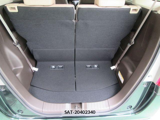Honda N BOX 2021-12 8246044-17