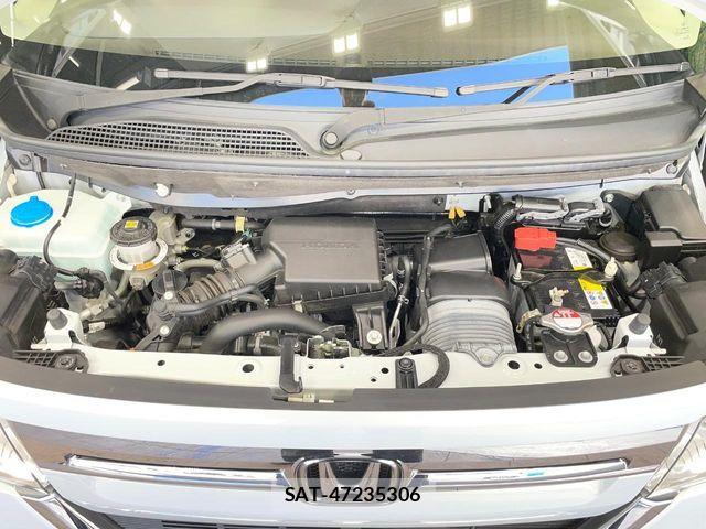 Honda N BOX 2021-12 8246037-17