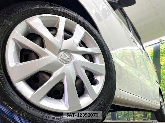 Honda N BOX 2019-06 8246050-11