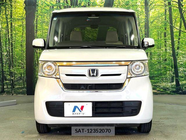 Honda N BOX 2019-06 8246050-12