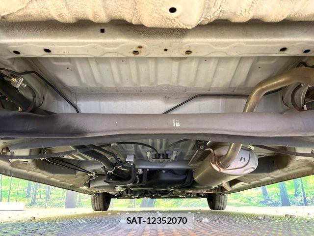 Honda N BOX 2019-06 8246050-17