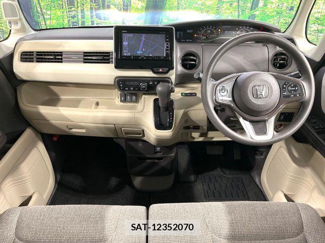 Honda N BOX 2019-06 8246050-1