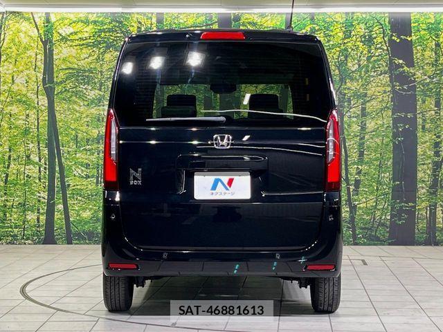 Honda N BOX 2024-02 8246033-14