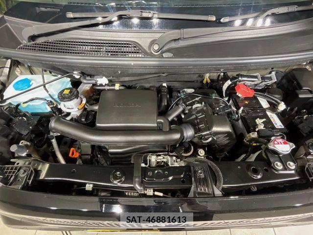 Honda N BOX 2024-02 8246033-17